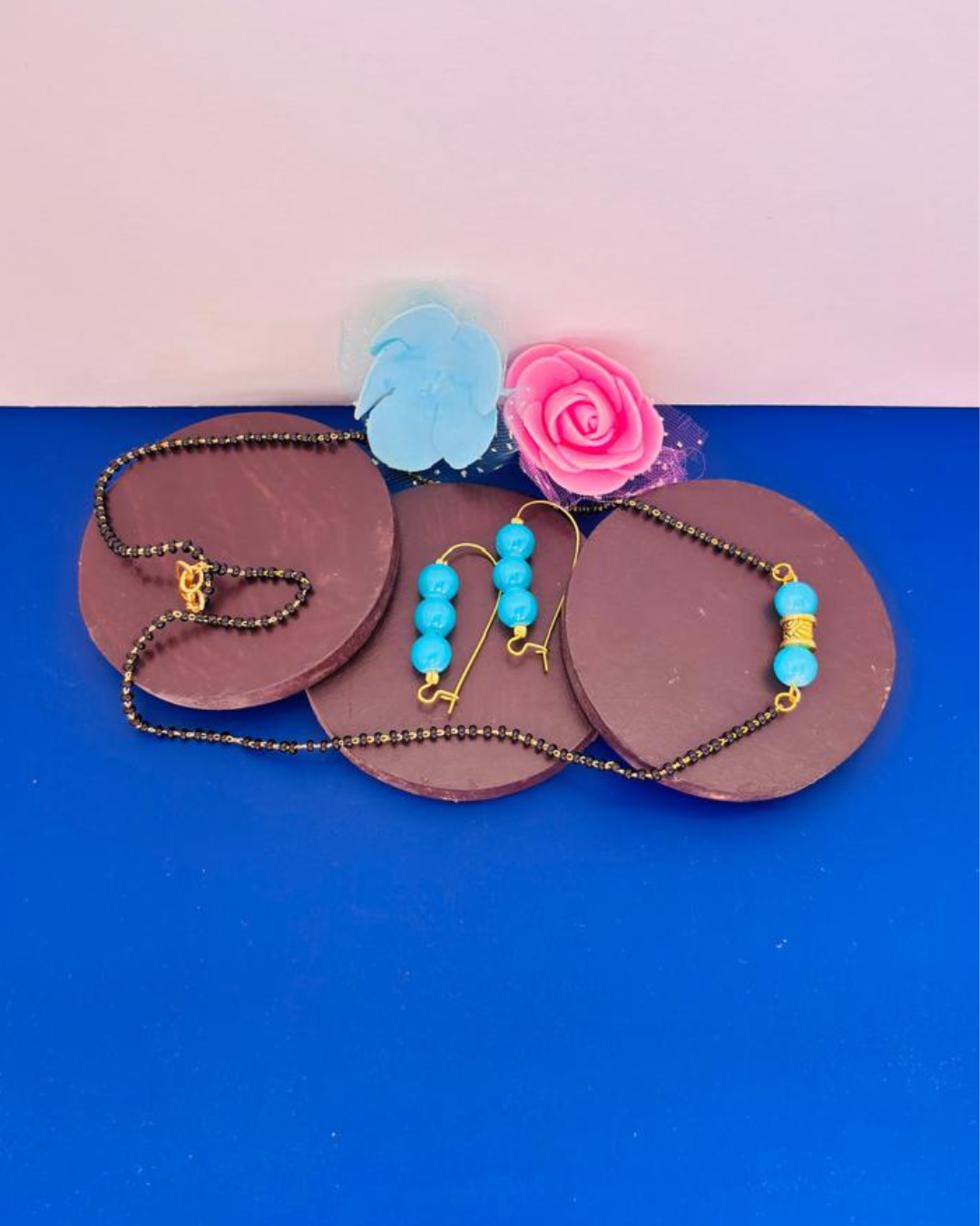 Manga lsutra with Sky-Blue beads Earrings set